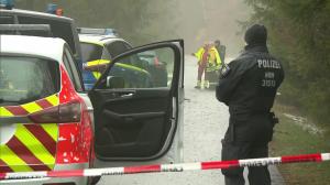 Fetiță de 12 ani, ucisă de două prietene într-o pădure din Germania. A fost înjunghiată după ce ar fi râs de una dintre ele. "În 40 de ani nu am văzut așa ceva!"