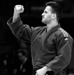 "Este momentul să te odihneşti, dragul meu frate". Judoka Adrian Merge a murit la doar 35 de ani, după o luptă cu o boală degenerativă incurabilă