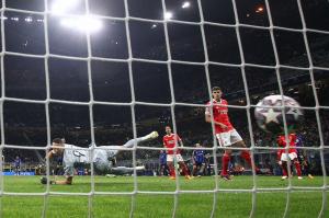 Inter – Benfica 3-3 în sferturile Champions League. Italienii s-au calificat în semifinale, unde o vor întâlni pe rivala AC Milan