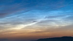 Fenomen rar pe cerul României: Cum a fost posibilă apariția aurorei boreale la noi. Experții spun că am putea avea același spectacol și luni seara