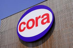 Carrefour preia cele 10 hipermarketuri Cora din România. Care vor fi noile preţuri ale produselor