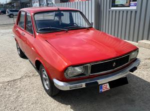 Un român a mers în "vizită" la RAR cu o bijuterie de Renault 12 Sinpar, din 1974. Maşina, cumpărată din Elveţia, a fost fabricată în ediţie limitată