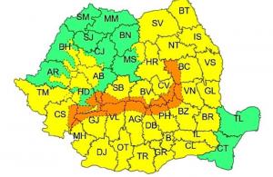 Alerte cod galben și portocaliu de frig, lapoviță și ninsori în trei sferturi din țară și București. Vreme severă în România, din această noapte