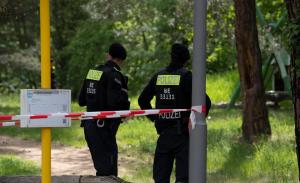 Şi-au ucis tatăl cu sânge rece: Bărbat de 40 de ani, împuşcat mortal în Berlin. Printre călăi, cei 2 copii, dar şi un adolescent român
