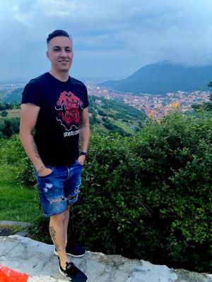 Gestul unui șofer român de TIR a salvat viața unui coleg, pe un drum din Germania: "Slovacul nu a avut curaj să se apropie, stătea pe margine blocat" 
