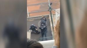 "A fost oribil". Adolescentul din Belgrad şi-a pregătit în detaliu atacul cu o lună înainte. Trei zile de doliu naţional după masacrul din şcoală