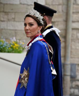 Charles al III-lea, încoronat oficial Rege al Marii Britanii. Monarhul şi regina Camilla au salutat mulţimea de la balconul Palatului Buckingham