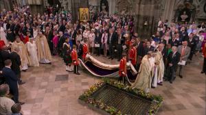 Regatul Unit, sub domnia Regelui Charles al III-lea: Bancnote, steaguri, suveniruri și uniforme ale poliţiştilor vor purta chipul noului monah