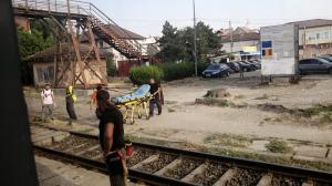 Mai mulţi copii au leşinat în trenul CFR, pe ruta Bucureşti - Constanţa, din cauza unei defecţiuni la instalaţia de climatizare. O profesoară a ajuns la spital