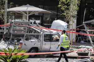 Atac terorist în Israel: un palestinian a intrat cu mașina într-un grup de oameni. Hamas: "E un răspuns pentru masacrul asupra poporului nostru"