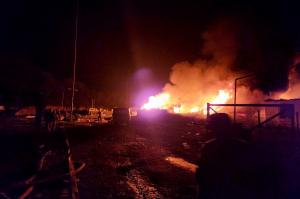 Peste 200 de răniţi într-o explozie la o benzinărie din regiunea Nagorno Karabah. Oamenilor li se promisese benzină pentru a ajunge în Armenia
