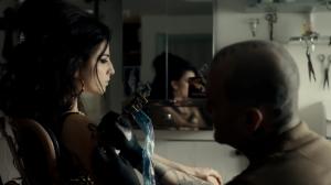 "Back to Black", filmul biografic despre Amy Winehouse, contestat înainte de lansare. Prietenii cântăreței spun că este un scenariu macabru
