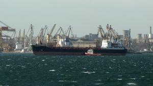 Tensiunea din Marea Roşie scumpeşte produsele chinezeşti. Vasele cargo sunt nevoite să ocolească întregul continent african