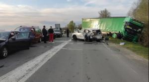 Şoferul român care a spulberat cu TIR-ul o coloană de 15 maşini, în Croaţia, a fost arestat. Tânărul ar fi urcat drogat la volan