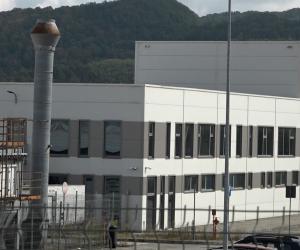 Fabrica de volane din Brad se închide după 2 decenii de activitate. Sute de hunedoreni rămân fără loc de muncă