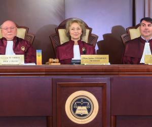CCR a declarat neconstituţională reforma pensiilor speciale. Citeşte motivarea deciziei