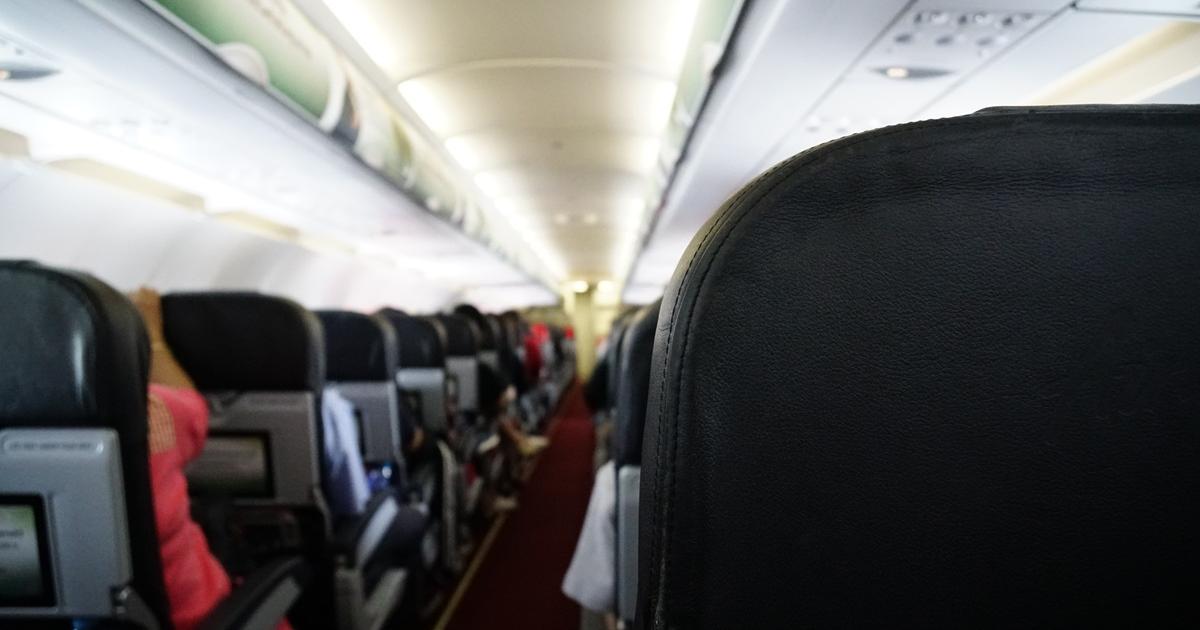 Experții dezvăluie de ce nu ar trebui să stai niciodată pe ultimele rânduri din avion