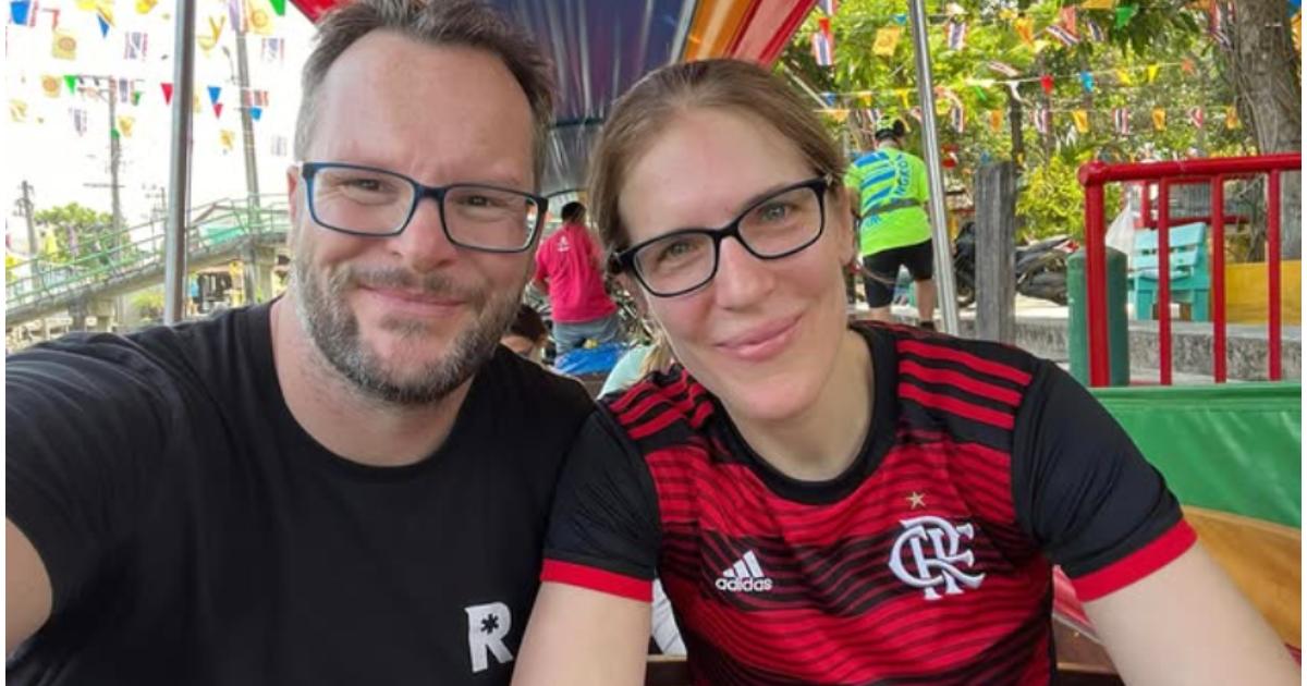 Au locuit cu părinţii şi au renunţat la tot, ca să se pensioneze la 35 de ani, cu peste 2 milioane € în cont