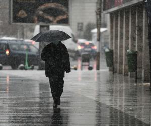 Vremea de mâine 18 noiembrie. Frig în aproape toată ţara. Minime şi de - 4 grade