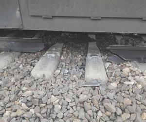 Doi ucraineni recrutați de serviciile secrete rusești au aruncat în aer cu C-4 calea ferată din Polonia