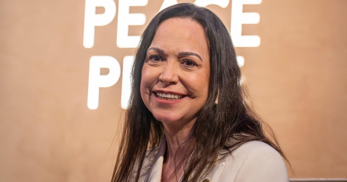 Photo for the article Deghizată, urmărită şi pierdută pe mare: evadarea din Venezuela a Mariei Machado, laureata Premiului Nobel