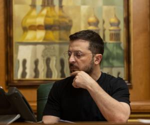 Ucraina nu vrea alegeri până nu încheie războiul. Zelenski susţine că nu se agaţă de putere