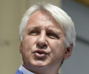 Eugen Teodorovici s-a retras din cursa pentru Primăria Generală. Şi-a anunțat susținerea pentru Daniel Băluţă