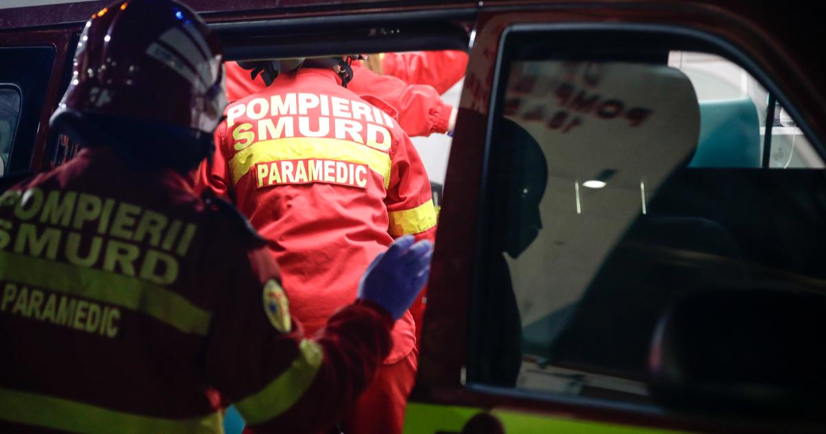 Poza pentru articolul Doi muncitori au murit în Portul Constanţa, după explozia unei anvelope. Suflul i-a aruncat 7 m în aer