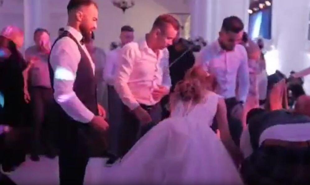 Decizie fără precedent a unei instanţe româneşti: 4 invitaţi la o nuntă trebuie să plătească despăgubiri mirelui după o glumă care a mers prost