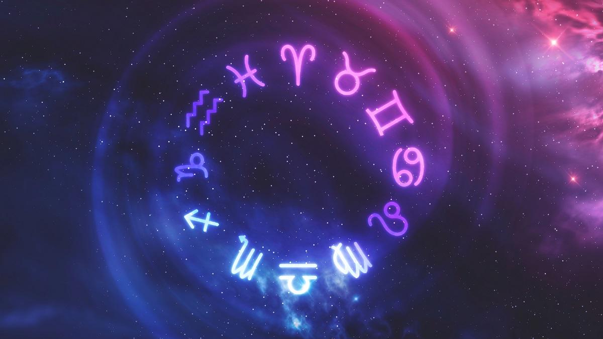 Horoscop weekend 17-18 mai 2025. Schimbări bruște, revelații și tensiuni în relații. Ce aduce conjuncția Soare–Uranus pentru fiecare zodie