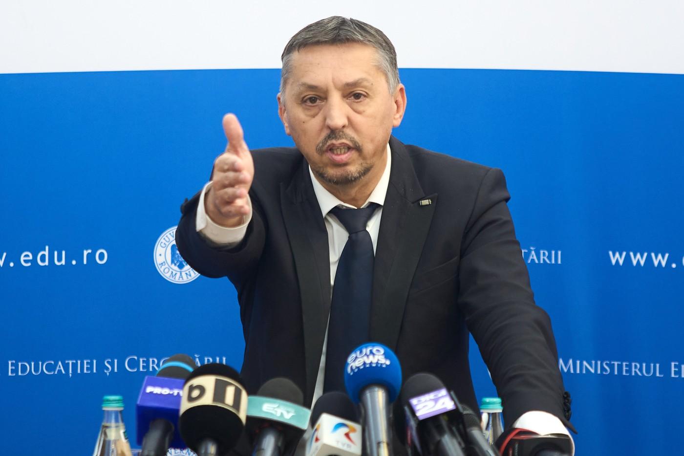 Ministrul Educaţiei vrea ca Inspectoratele Şcolare Judeţene să dispară în 10 ani. Ce va înfiinţa în locul lor