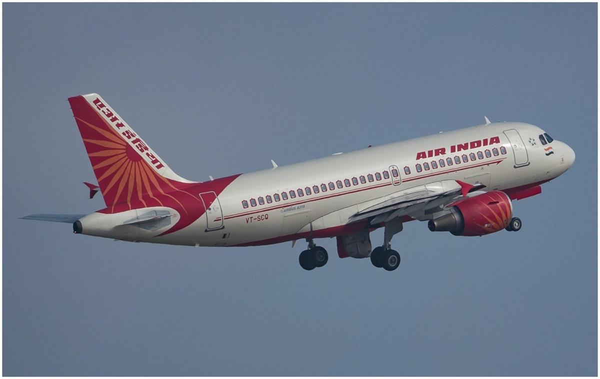 Avion identic cu cel prăbușit în India, întors din drum la 15 minute de la decolare. Ce a suspectat pilotul