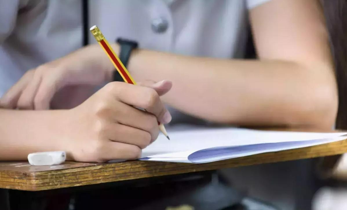 Înscrierea la Bac 2025, sesiunea de toamnă. Acte necesare şi perioada