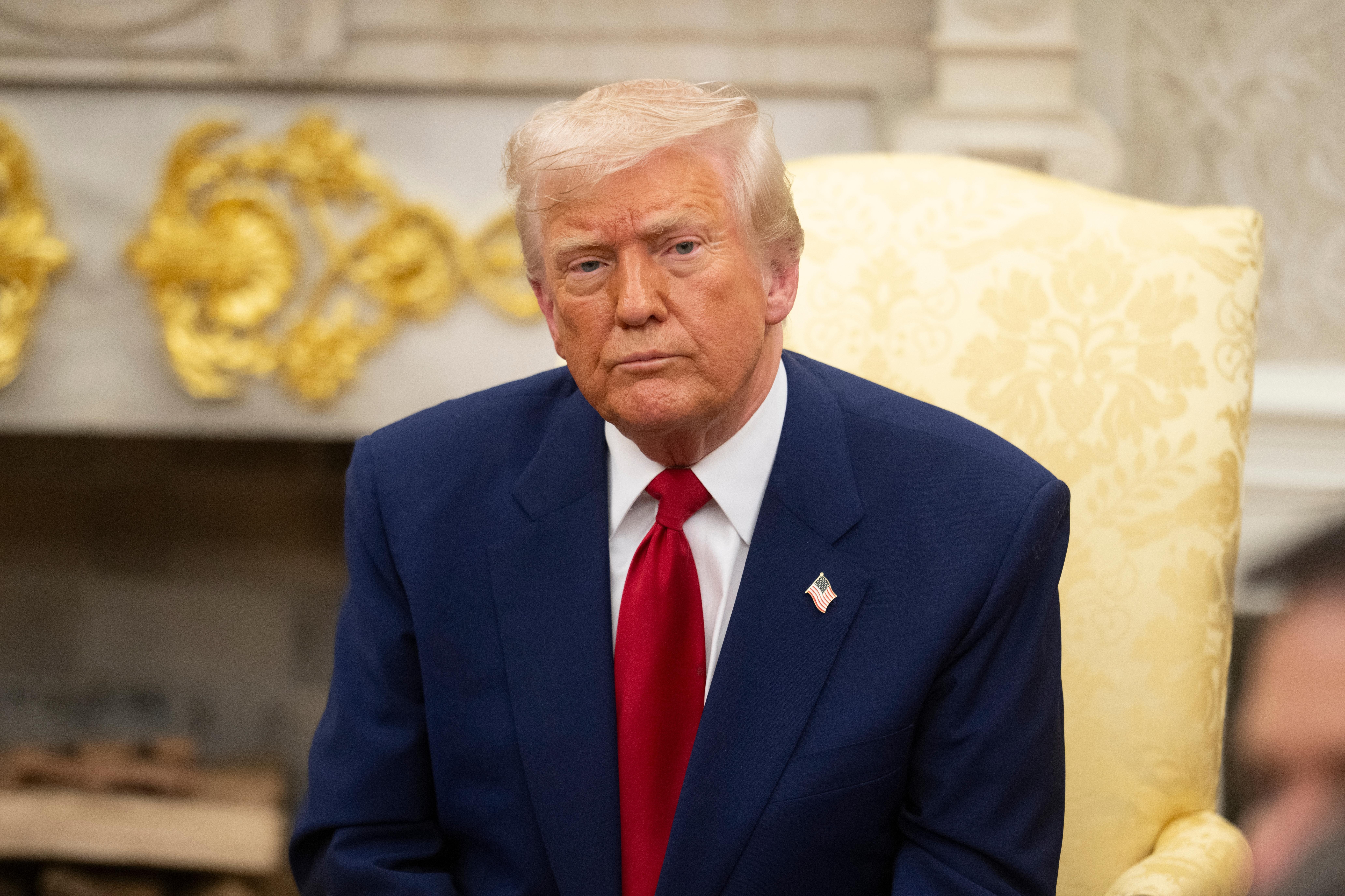 Donald Trump anunță o creștere cu 30% a taxelor vamale pentru Uniunea Europeană şi Mexic, de la 1 august