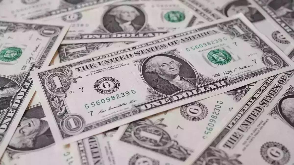 Curs BNR, 28 iulie 2025. Leul românesc pierde mai mult de 2 bani în raport cu dolarul american