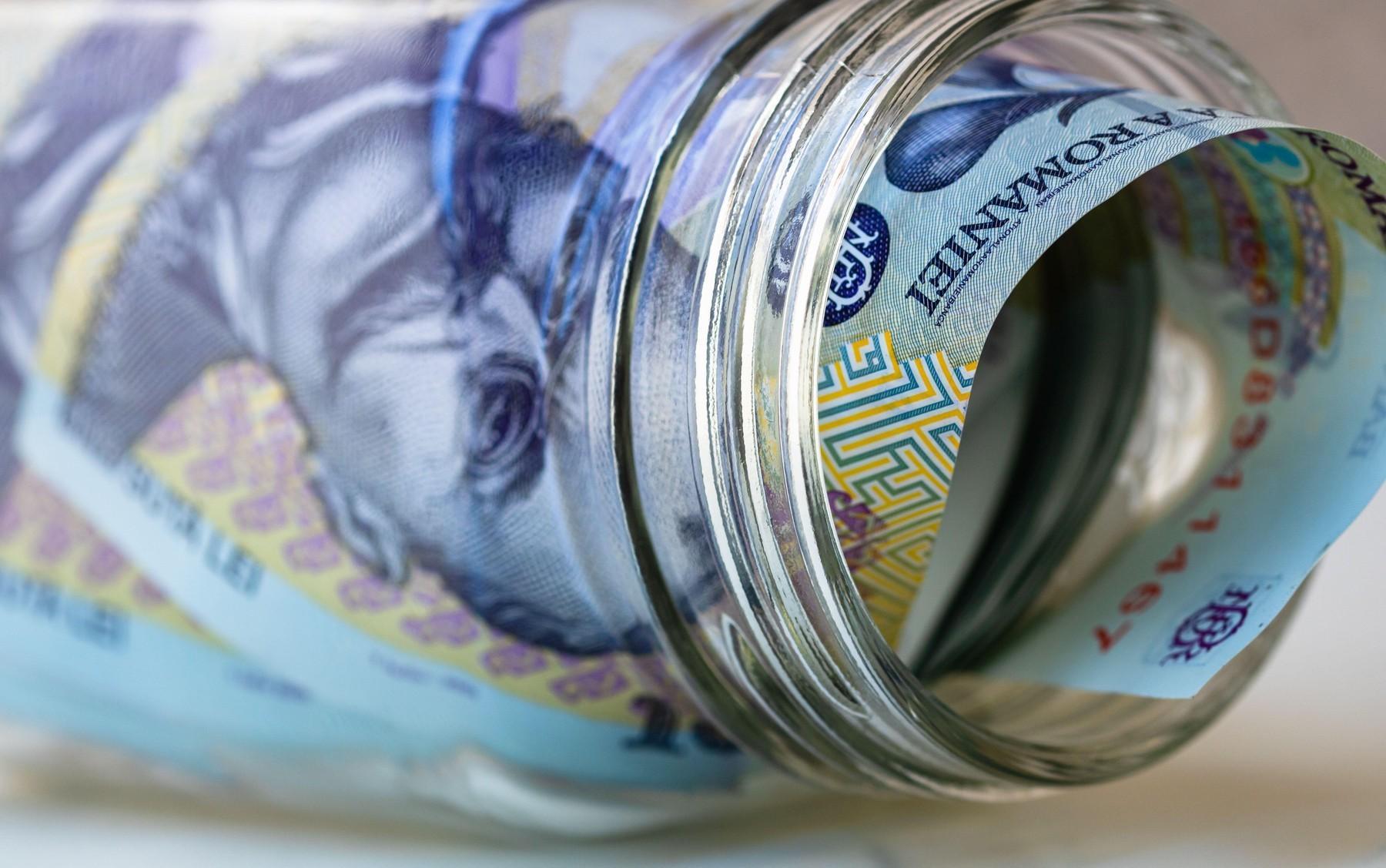Indicele ROBOR la trei luni, în uşoară scădere: a coborât joi de la 6,67% la 6,65% pe an