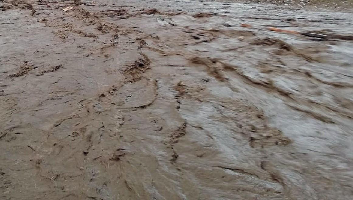 Alertă de inundații în România. Râuri din 15 județe, sub cod galben până la noapte