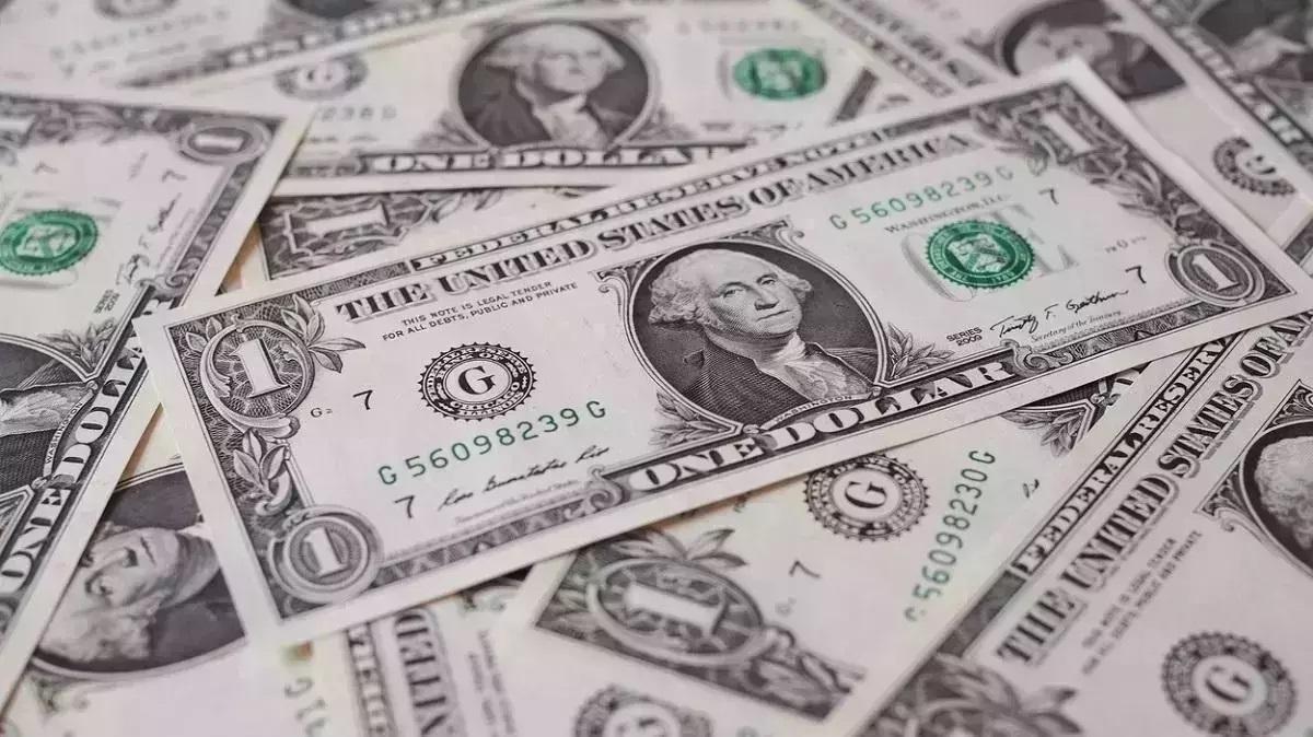 Curs BNR, 7 iulie 2025. Leul românesc pierde mai mult de 2 bani în raport cu dolarul american 
