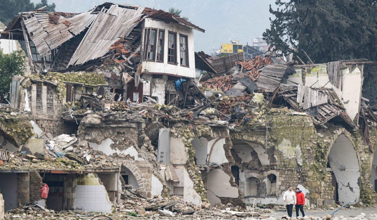 Peste 200 de replici seismice în vestul Turciei, după cutremurul de 6,1 grade