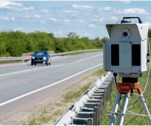 Șofer din Elveția, amendat cu 110.000 $ pentru că a depășit cu 27 km/h limita de 50 la oră. Cum s-a calculat