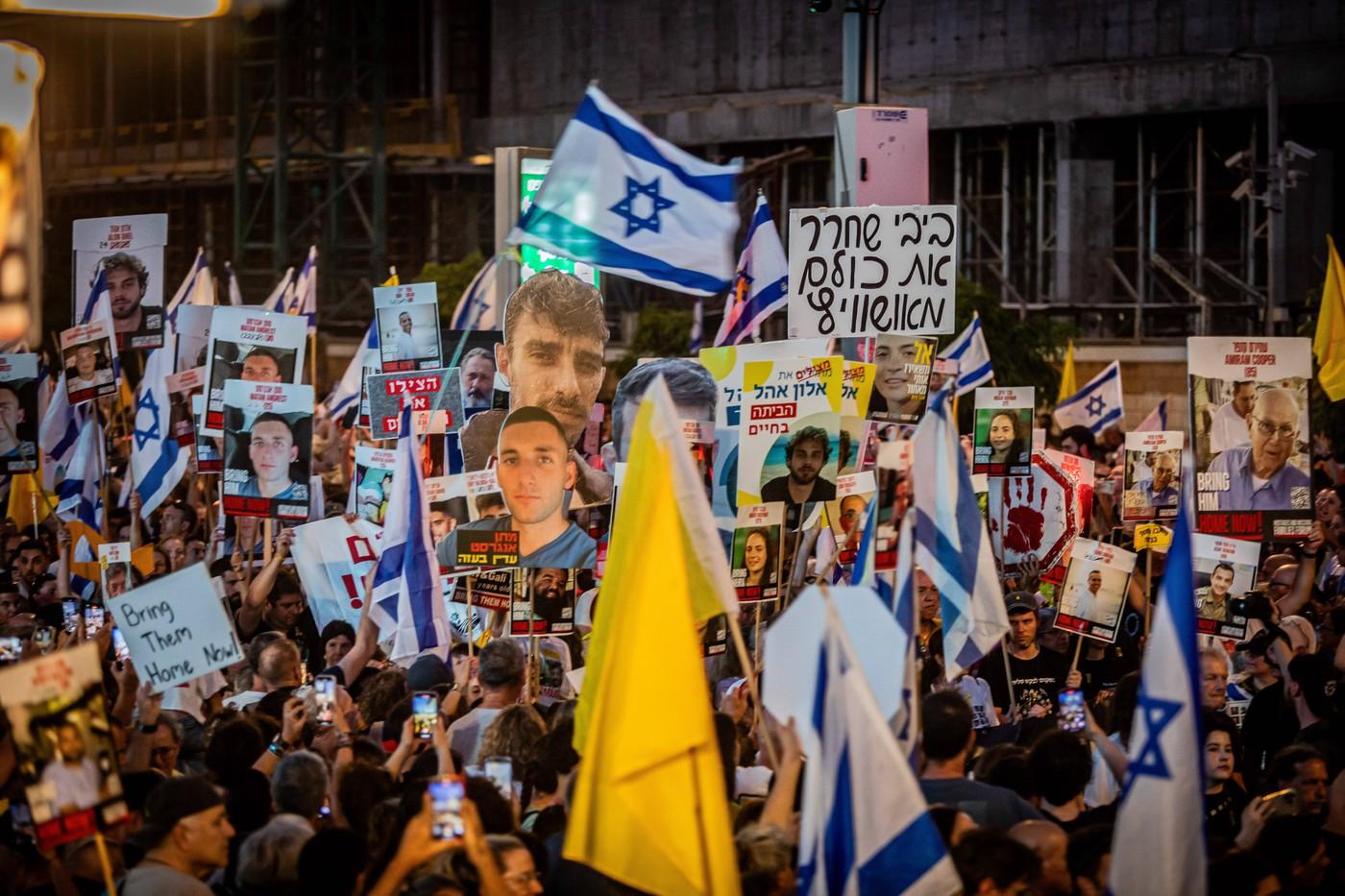 Tel Aviv, blocat de 400.000 de protestatari. Oamenii cer eliberarea ostaticilor din Gaza