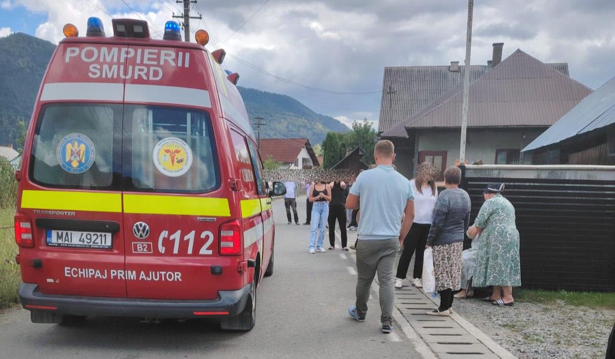 Fetiţă de 10 ani lovită de un motociclist cu permisul suspendat. Tânărul a mutat motocicleta