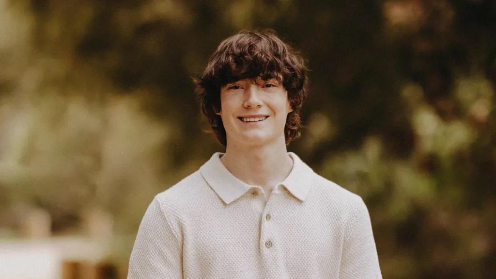 Un cuplu din California dă în judecată OpenAI. ChatGPT, acuzat că ar fi încurajat un adolescent să-și ia viața