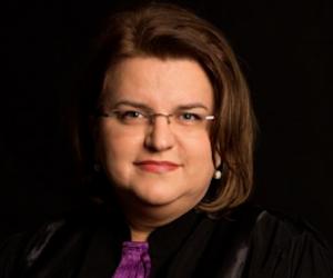 Judecătoarea care a dat statul în judecată pentru a primi 900.000 lei: Protestele nu sunt motiv de bucurie