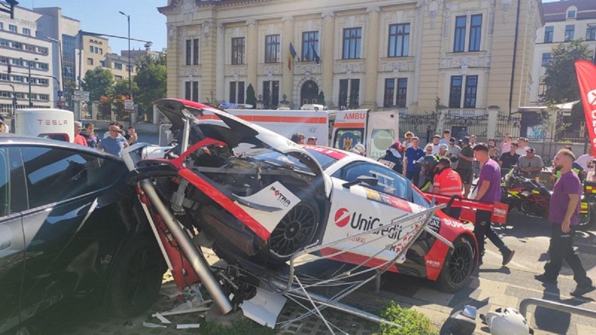 FOTO. Fiul lui Mihai Leu, implicat într-un accident grav la un raliu