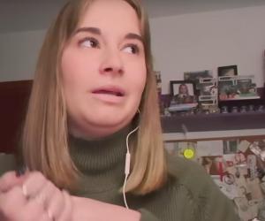 Reacţia unei profesoare din Spania, după 3 ani petrecuţi la catedră în România: "Comunistă, comunistă"