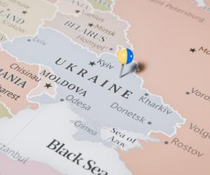 POLITICO: Statele europene se tem că SUA şi Rusia vor negocia războiul din Ucraina în spatele uşilor închise