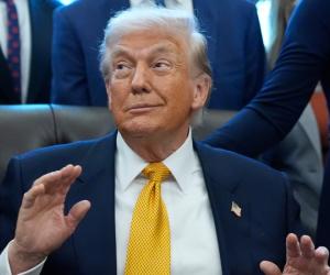 NBC: Trump vrea un atac rapid şi decisiv în Iran, nu război prelungit. Consilierii nu i-au putut garanta asta