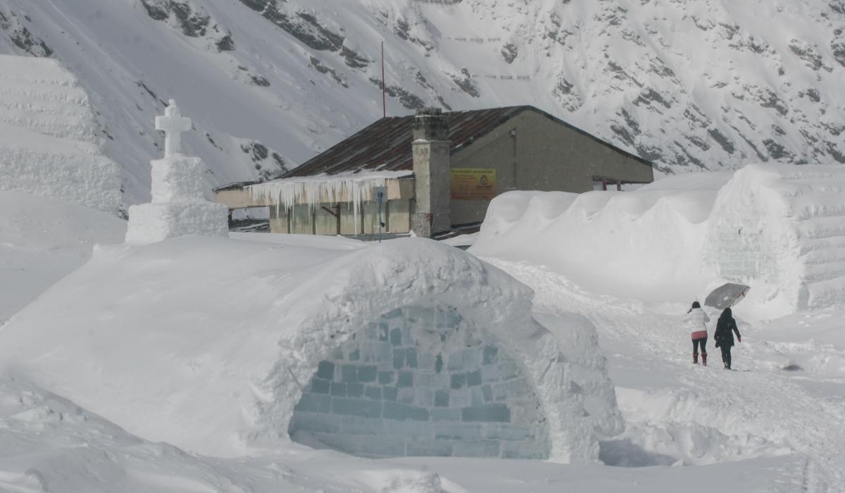 Fenomen bizar în Făgăraş. De ce este mai cald la Bâlea Lac, la 2.000 m altitudine, decât în oraşul Sibiu