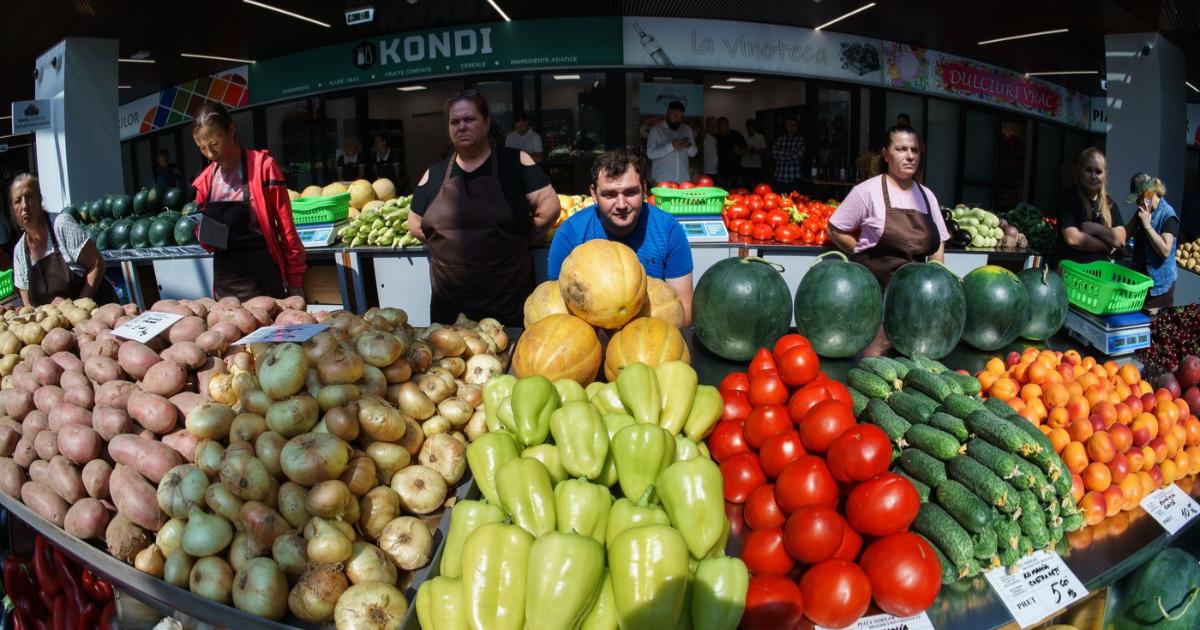 Poza pentru articolul Mesajul ferm al ministrului Agriculturii pentru Bruxelles: "Mâncarea nu se face din birouri şi din hârtii"